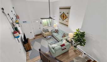 26 W Narragansett Ave 6, Newport, RI 02840