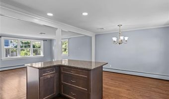 66 Mawney St, East Greenwich, RI 02818