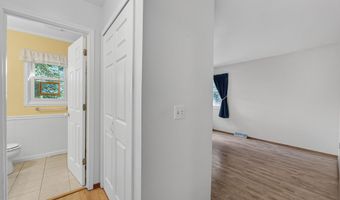 6809 Pilgrim Rd, Madison, WI 53711