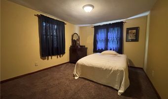 385 Cochran Rd, Aurora, OH 44202