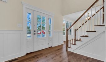 2 Potters Ct, Bayville, NJ 08721