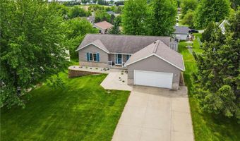 300 10th St NE, Byron, MN 55920