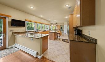 33 Perona Rd, Andover, NJ 07821