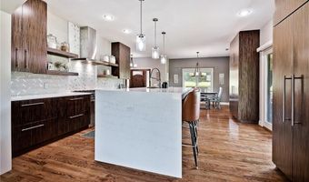 13600 Gooseberry Rd, Bentonville, AR 72712