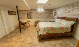 7533 Selby Rd, Athens, OH 45701