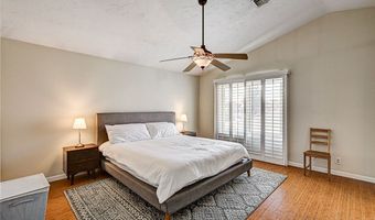 33 Reyburn Dr, Henderson, NV 89074