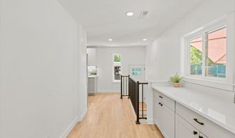 4512 SE GARRETT Cir, Milwaukie, OR 97222