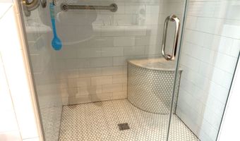 29 Mount Pleasant Dr, Brandon, VT 05733