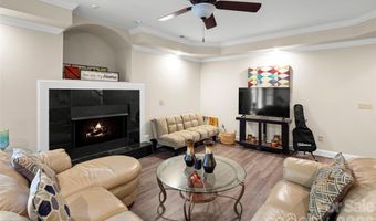 37 Stone House Rd, Arden, NC 28704