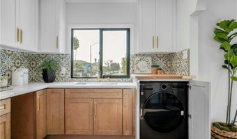 3521 60th St W, Los Angeles, CA 90043