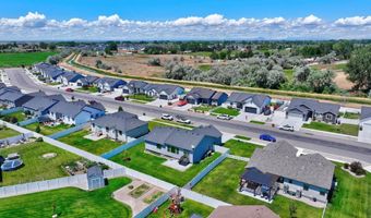 1561 Petersburg Dr, Chubbuck, ID 83202