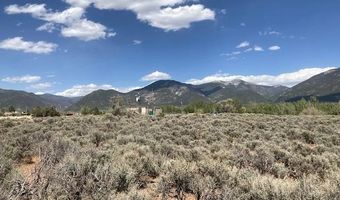 On Sol Grande, Arroyo Seco, NM 87514