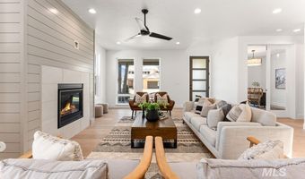 13320 N Spring Creek Way, Boise, ID 83714