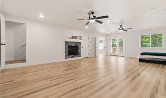 45 Westmorland Dr, Bella Vista, AR 72714