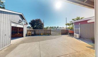 309 S HAZEL St, Brookings, OR 97415