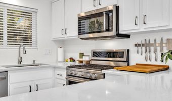 15 Rosewood, Aliso Viejo, CA 92656