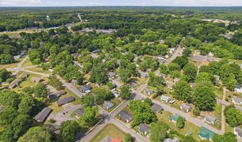 19 Geer St, Belton, SC 29627