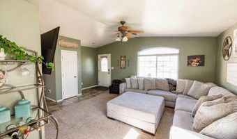 102 GARDEN Cir, Bloomfield, NM 87413
