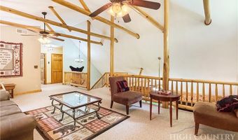 321 Grays Shadow Ln, Banner Elk, NC 28604
