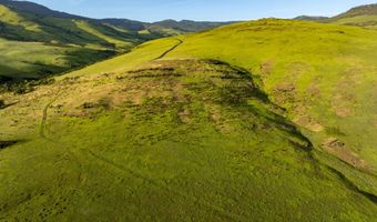 312 Sky Ridge Rd, Ashland, OR 97520