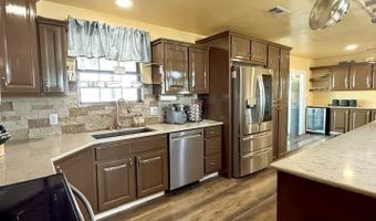 1007 Carnation Aly, Carlsbad, NM 88220