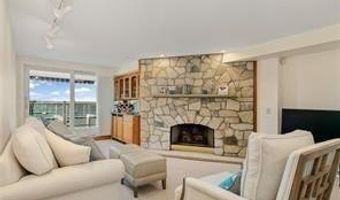31 Coddinton Wharf 8, Newport, RI 02840