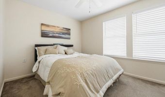 156 SANDY BEACH Ln, Atlantic Beach, FL 32233