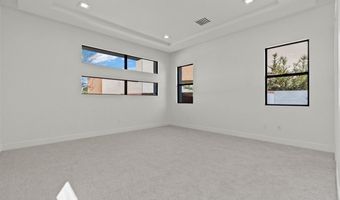82 Glade Hollow Dr, Las Vegas, NV 89135