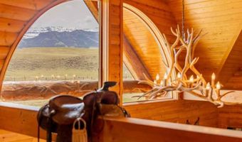 2433 Southfork Rd, Cody, WY 82414