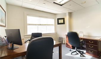 215 Toll Gate Rd 308, Warwick, RI 02886