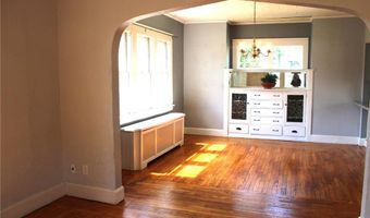 104 S Main St, Altura, MN 55910