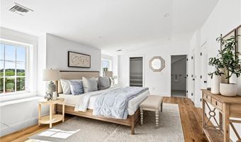 21 Bradford St 2, Bristol, RI 02809