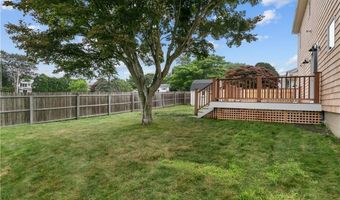 24 Perry Ave, Middletown, RI 02842