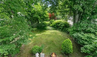 38 Harrison Ave 2, Newport, RI 02840