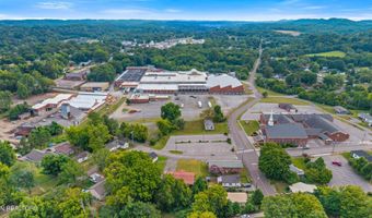409 High St, Athens, TN 37303