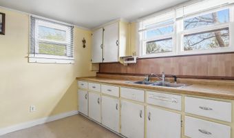 42169 N Lake Ave, Antioch, IL 60002