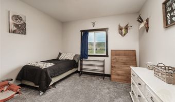 19 Star Haven Dr, Absarokee, MT 59001