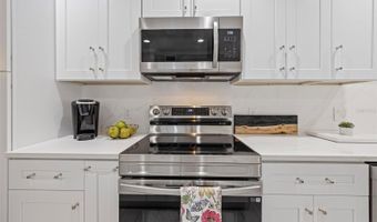 1008 APOLLO BEACH Blvd 103, Apollo Beach, FL 33572