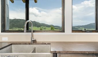 225 Alpen Strasse St, Bozeman, MT 59715