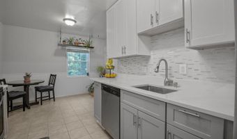 878 COLLEGE Pkwy #103, Rockville, MD 20850
