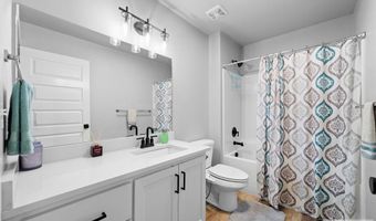 2882 Sunburst Dr, Ammon, ID 83406