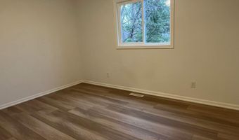 2823-2825 Ontario St, Ames, IA 50014