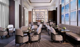1 Dalton St 2412, Boston, MA 02115