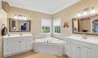 701 NE Georgetown Ct, Ankeny, IA 50021