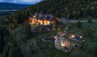 157 Mertz Pl, Angel Fire, NM 87710