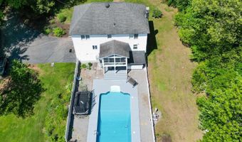 15 Kelso Dr, Bow, NH 03304