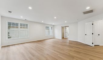 20385 MEDALIST Dr, Ashburn, VA 20147