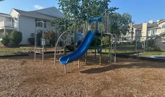 66 Mountain Ct 66, Bedminster, NJ 07921