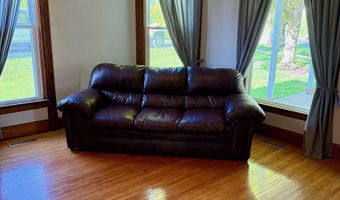 1402 Chestnut St, Atlantic, IA 50022