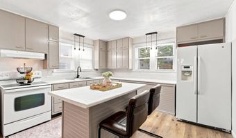 516 Lincoln St, Ainsworth, IA 52201